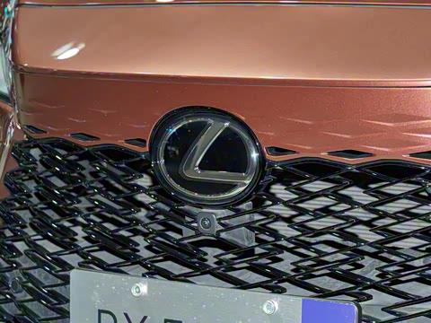 2026�� 500h ����F SPORT Performance