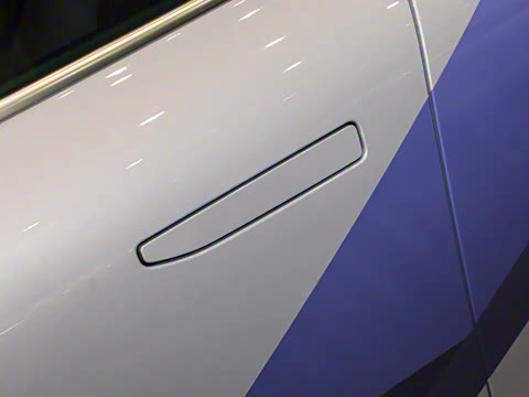 2025�� Զ����װ�޶��� 100kWh Touring