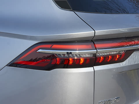 2026�� ������ 2.0TD �Զ����°�