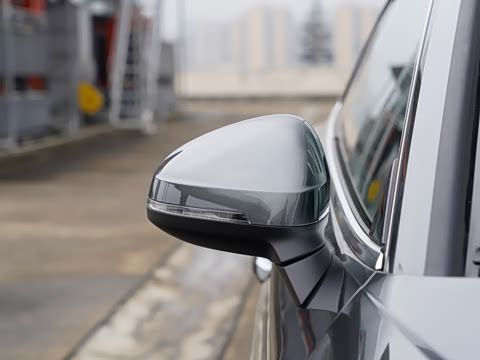 2025�� Coupe 40 TFSI ʱ�ж�����