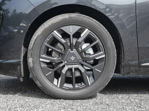 2025�� 670 Pro��