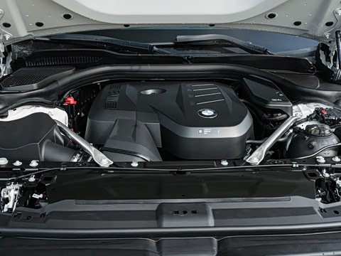 2026�� �Ŀ� 525Li M�˶���װ