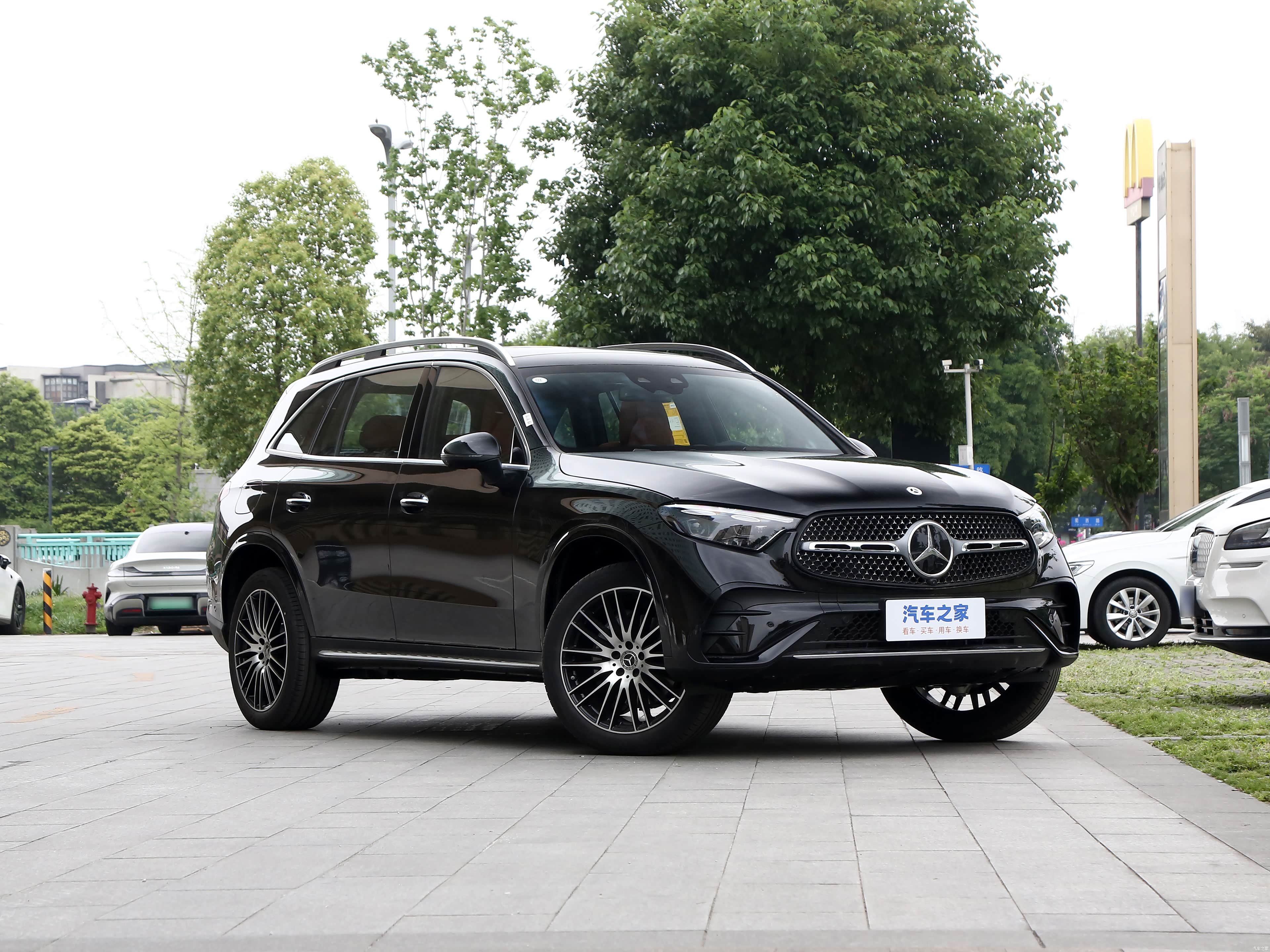 Mercedes-Benz GLC, миниатюра 3