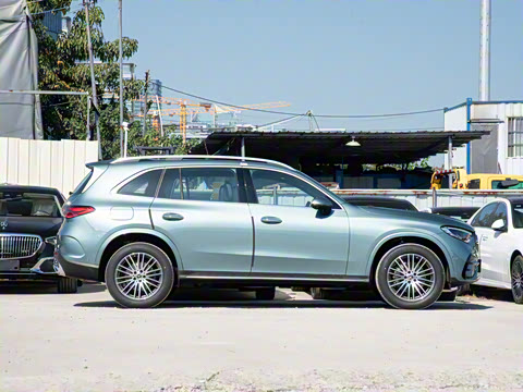 2026�� GLC 300 L 4MATIC ������ 5��