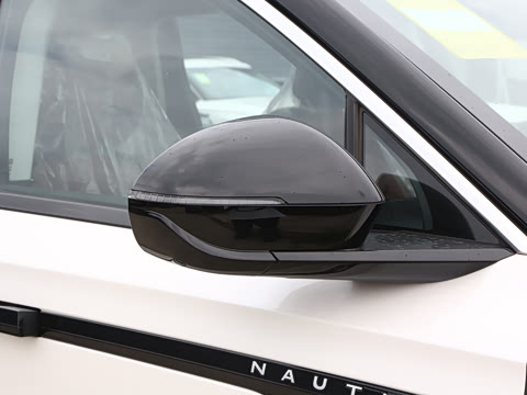 2025�� �Ŀ� 2.0T �������ݰ�