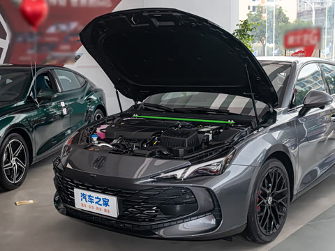 2026�� 2.0T Trophy+ �����˶���