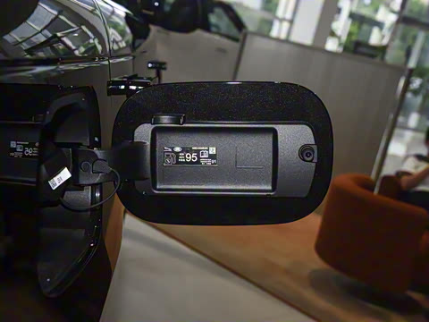 2024�� 3.0 L6 400PS SV���ٴ����ӳ��� 4��