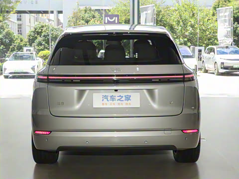 2025�� Pro ���ܻ��°�