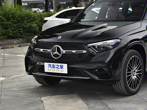 2026�� GLC 300 L 4MATIC ������