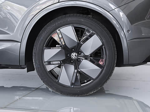 2026�� 3.0TSI �񾳰� �����˶���װ