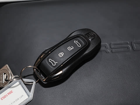 2026�� Cayenne Coup�� Turbo Electric