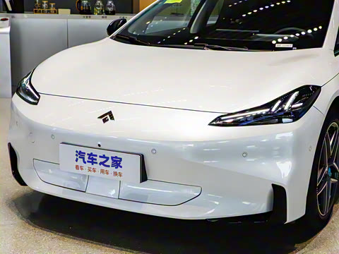 2025�� 710 Max��