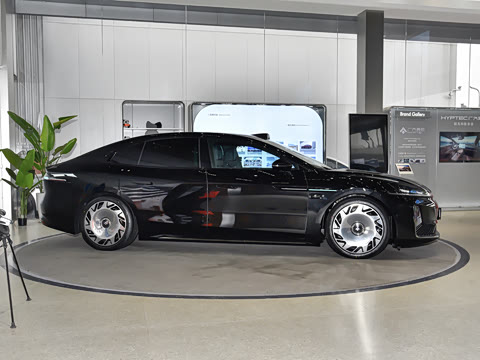 2025�� ������