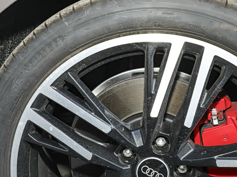 2026�� 2.0T �˶��� quattro