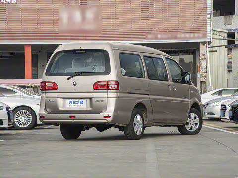 2025�� M5 1.6L ���������� 7��