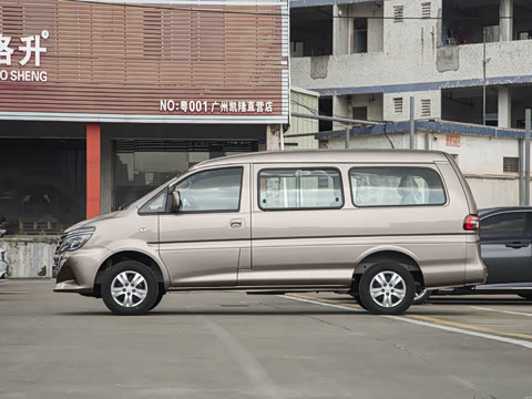 2025�� M5 1.6L ���������� 7��