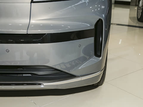 2025�� Max ������