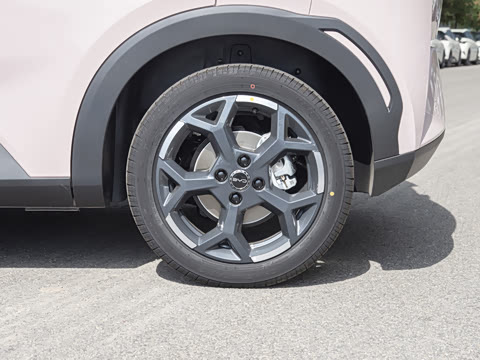 2025�� �Ǽݰ� 405km ���ڰ�