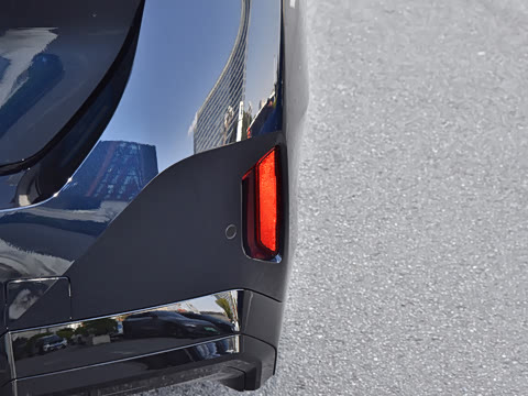 2026�� �Ŀ� eDrive 40L M�˶���װ