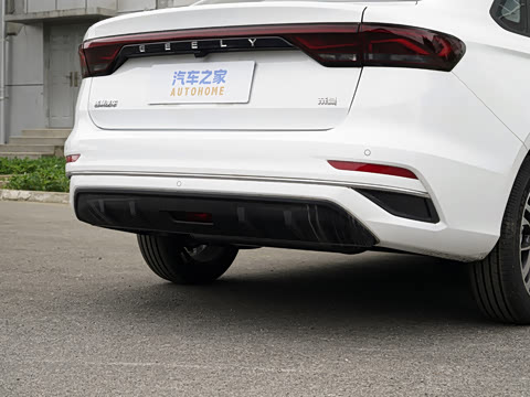 2027�� ���� 1.5L CVT������