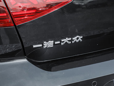 2026�� 3000������ѡ�� 330TSI DSG��Ӣ��