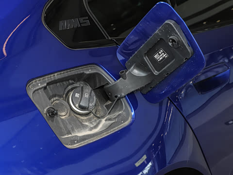 2025�� M5