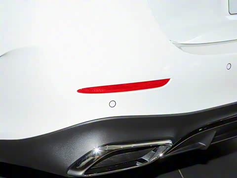 2025�� �Ŀ� E 300 ʱ�����˶���