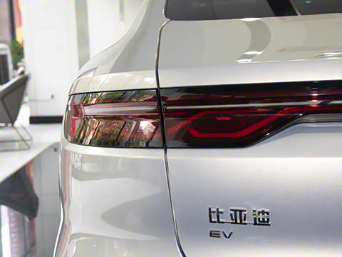 2025�� EV �Ǽݰ� 635KM�콢��