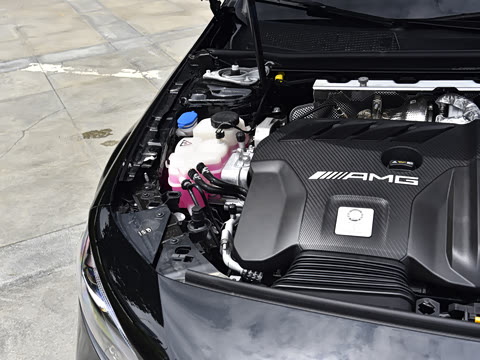 2026�� AMG A 45 S 4MATIC+