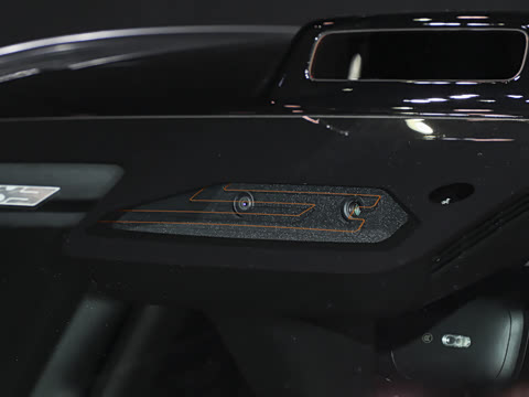 2025�� ���� Ultra�� 53.4kWh 6���� (896�߼����״