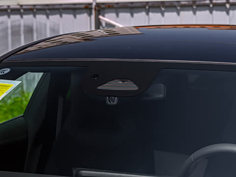 2025�� CLA 260 4MATIC ��ذ�