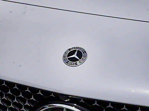 2025�� CLA 260 4MATIC ��ذ�