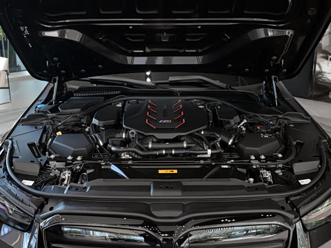 2025�� M5
