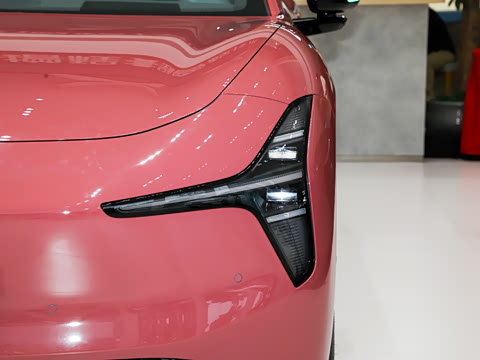 2026�� ���� 525 Max