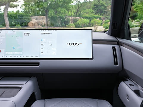 Li Auto L9 · 2026 модельный год · Livis: каталожная фотография 55