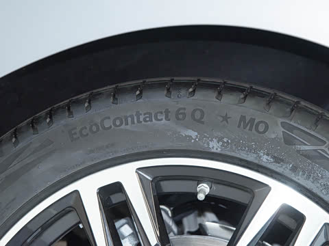 2025�� 525Li M�˶���װ