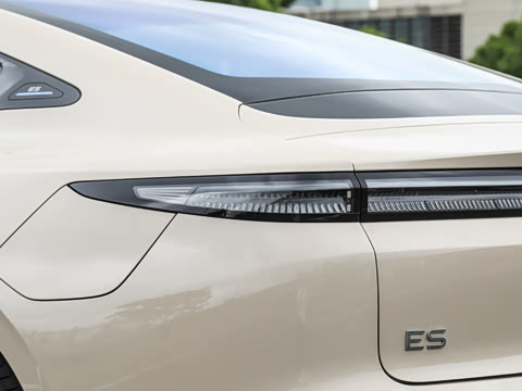 2027�� ���� 860 Max�����״��