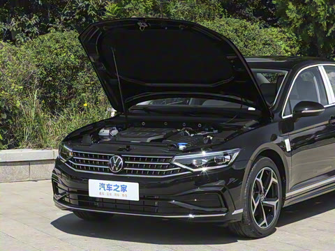 2025�� �Ŀ��� ������ 330TSI DSG������