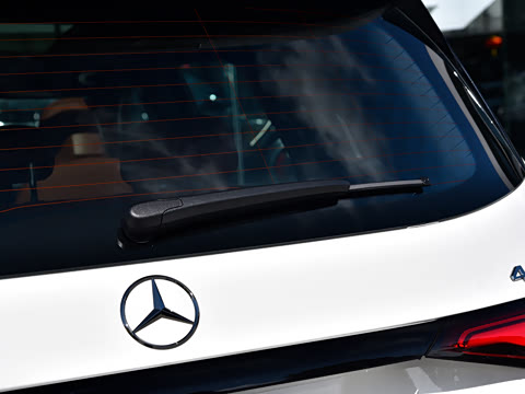 2026�� GLC 260 L 4MATIC �����