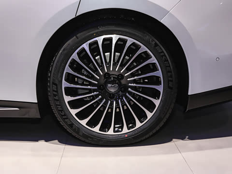 2026�� DM-i 350KM�����콢��