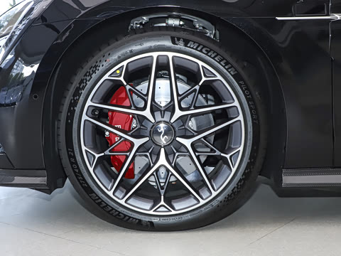 2025�� EV �����콢��