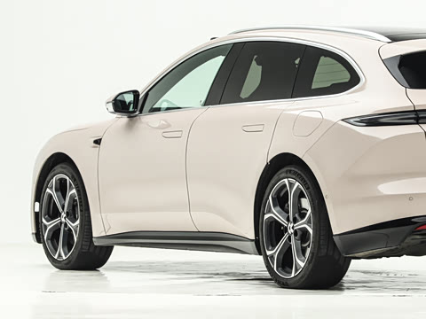 2025�� 100kWh Touring