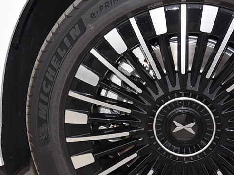 2026�� ���� 750 Ultra