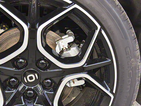 2026�� ������������� 730������