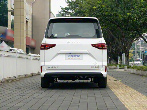 2025�� 2.0L CNG�м�Ӫ�����ʰ� 7��