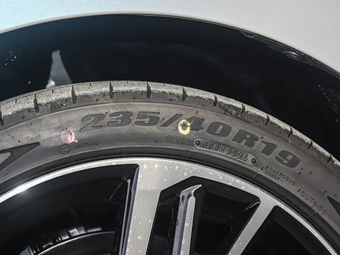 2026�� 2.0S �˶���