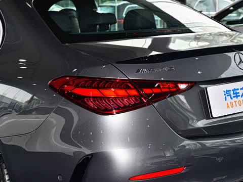2026�� AMG C 43 4MATIC