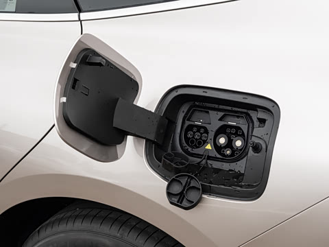 2026�� 180 Pro �ഺ��