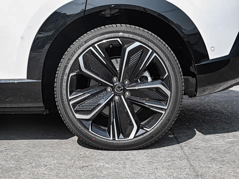 2026�� ����600 Max�˶���