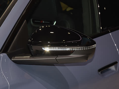 2026�� quattro Ǭ���Ǽݰ�